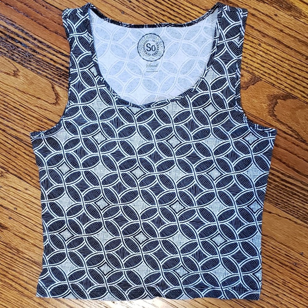 black and white crop top